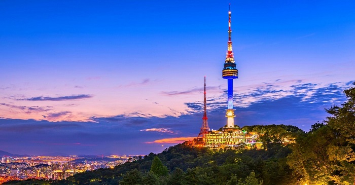 Điểm ngắm hoàng hôn ở Seoul cực chill trên tháp Namsan