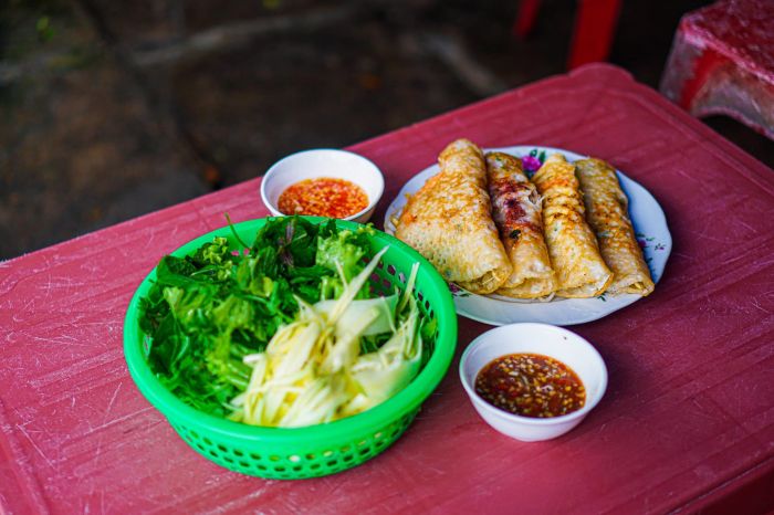 Banh Xeo restaurant in Phu Yen Le Trung Kien