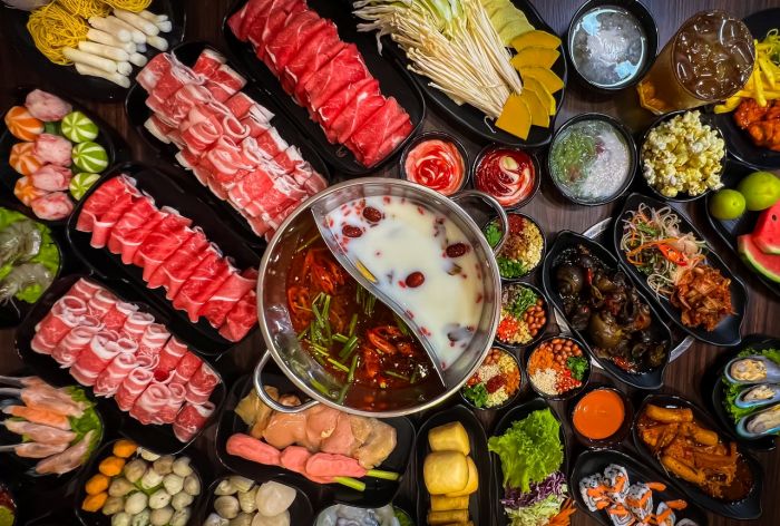 Happy Hot Pot Buffet is a delicious buffet restaurant in Gia Lai