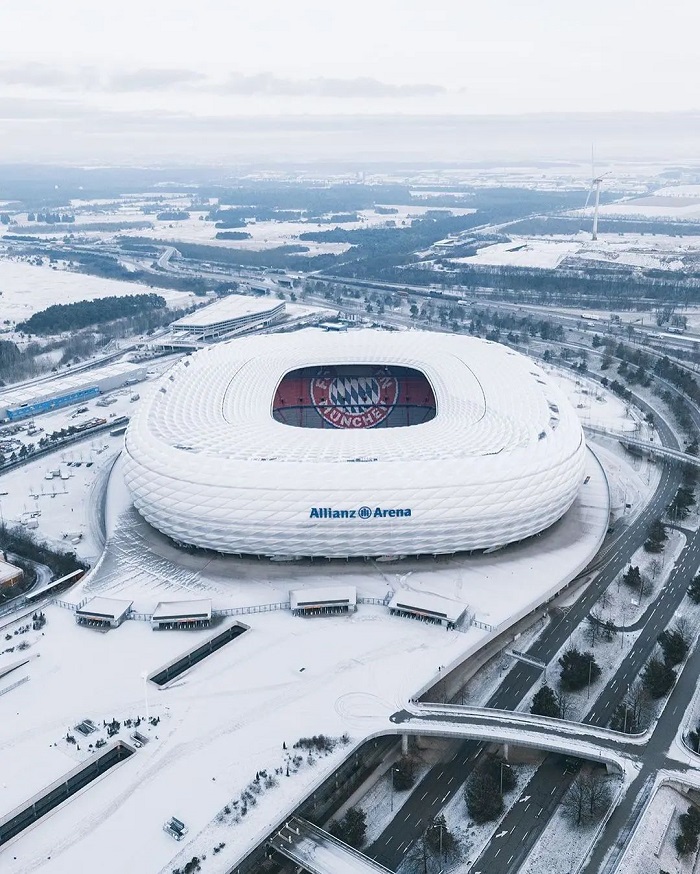 Allianz Arena là một trong những sân vận động đẹp nhất thế giới nằm ở châu Âu