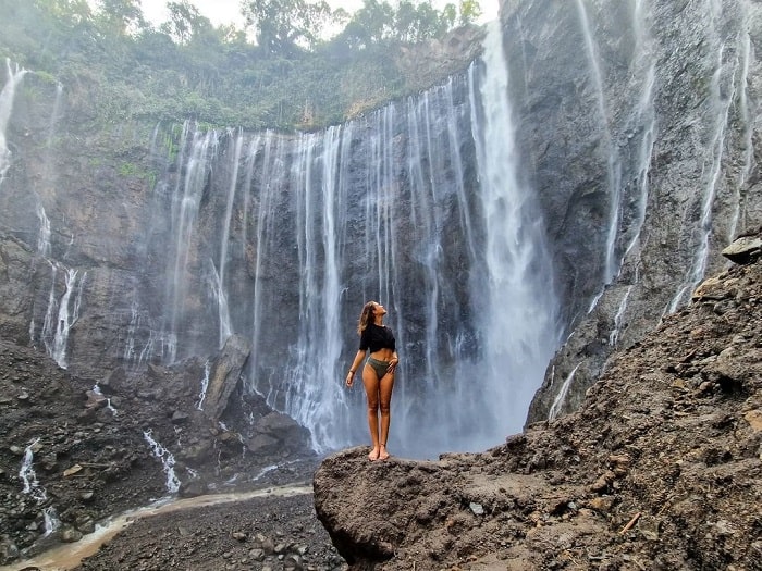 Sống ảo ở thác nước Tumpak Sewu Indonesia