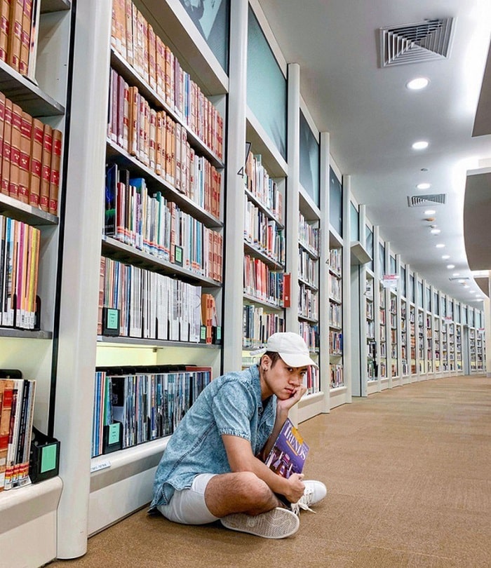 Những thư viện đẹp ngoài thư viện @ Orchard Singapore