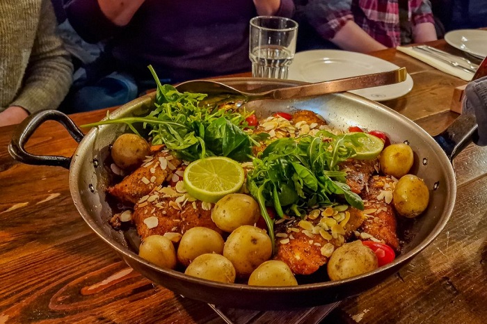 du lịch Reykjavik - Món ăn ở Reykjavik