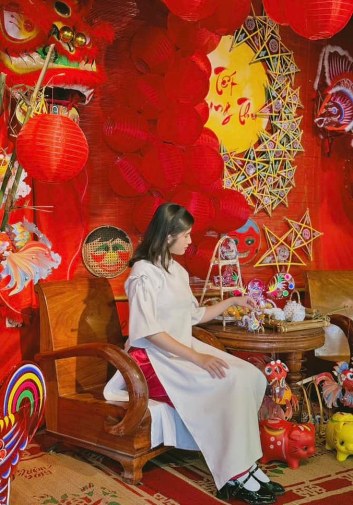 Cà phê HOA ĐỒNG NỘI quán cafe decor trung thu ở Nha Trang 