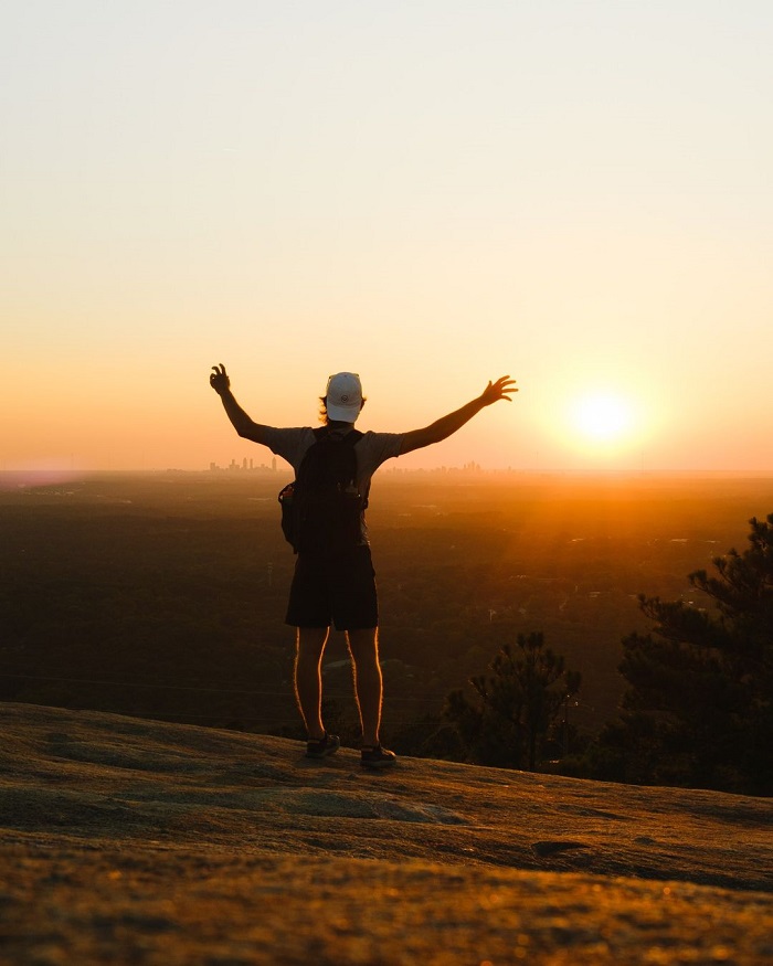 Stone Mountain là một trong những núi đá nguyên khối nổi tiếng thế giới thích hợp săn hoàng hôn