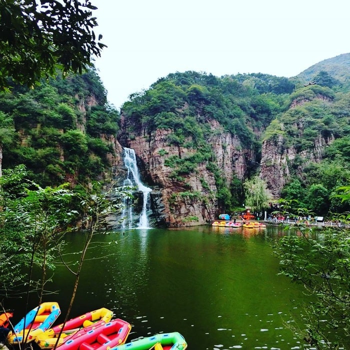 Rừng xanh và hệ sinh thái đa dạng là điều làm nên vẻ đẹp của thung lũng Longtan