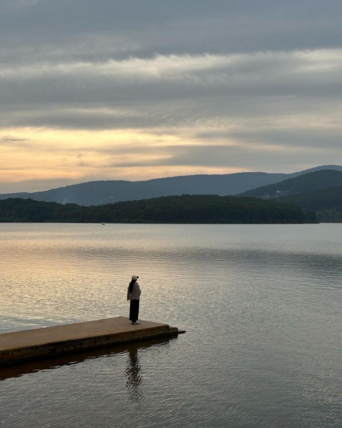 Cầu tàu vô cực hồ Tuyền Lâm