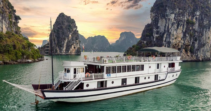 du thuyền Hạ Long 1 ngày - Ba Hang