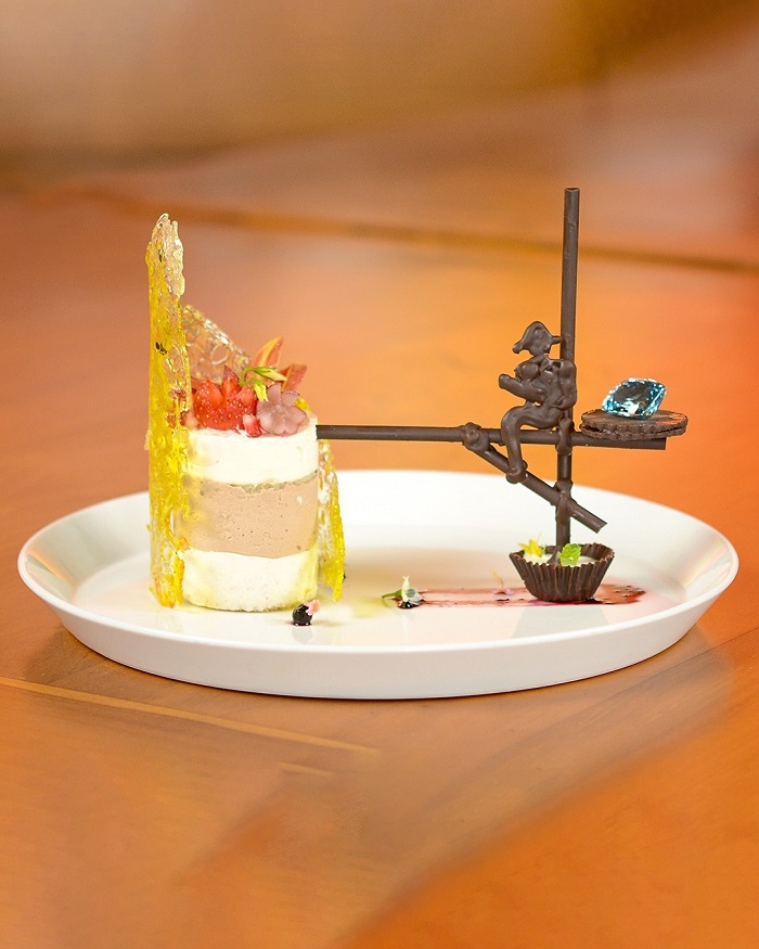 Fortress Stilt Fisherman Indulgence là món ăn đắt đỏ nhất thế giới dành cho giới nhà giàu