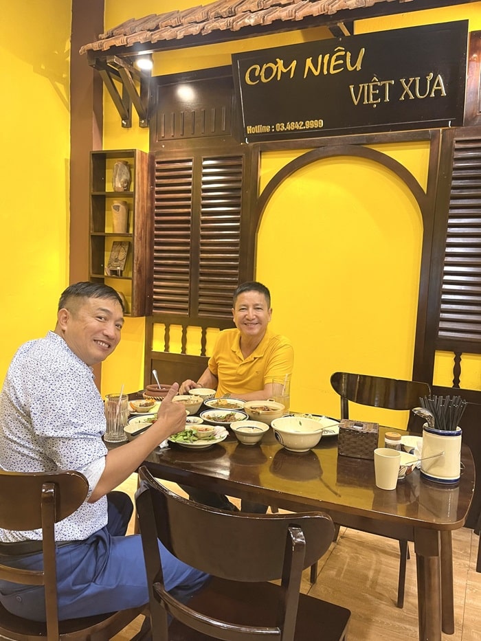 nhà hàng ngon gần Tam Cốc Ninh Bình - Cơm Niêu Việt Xưa Tam Cốc