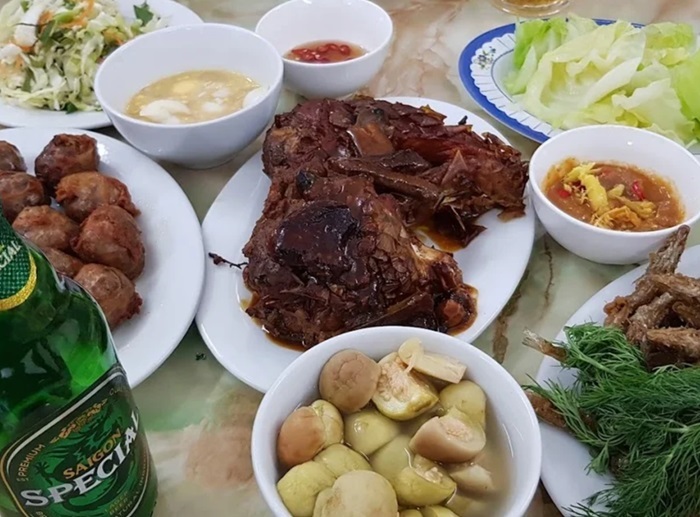 quán cơm ngon Bắc Ninh - Cơm Bà Xuyến