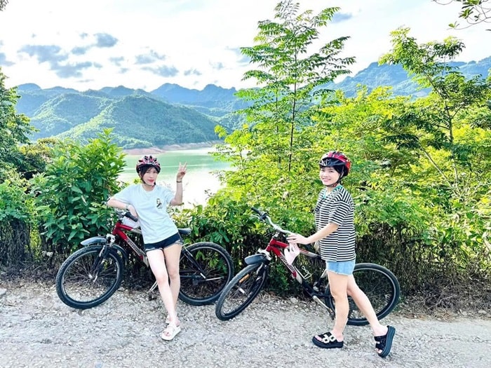 tour đạp xe Mai Châu - mùa hè