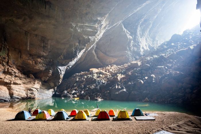 Trải nghiệm gì trong hang động ở Phong Nha