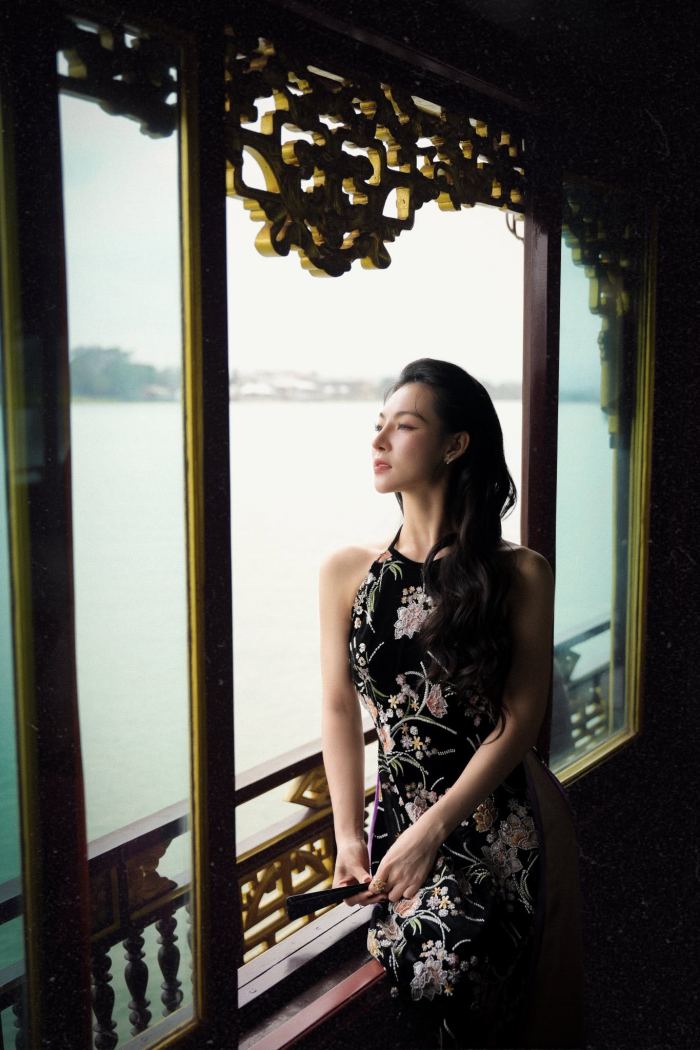 du thuyền nhà hàng ở Huế du thuyền nhà hàng ở Huế