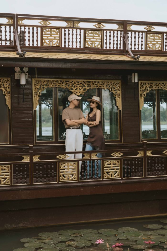 du thuyền nhà hàng ở Huế du thuyền nhà hàng ở Huế