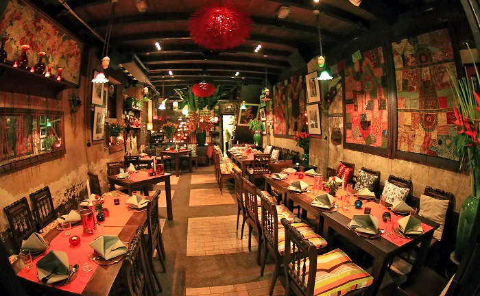 Check-in 10 nhà hàng nổi tiếng khi du lịch Phuket Thái Lan
