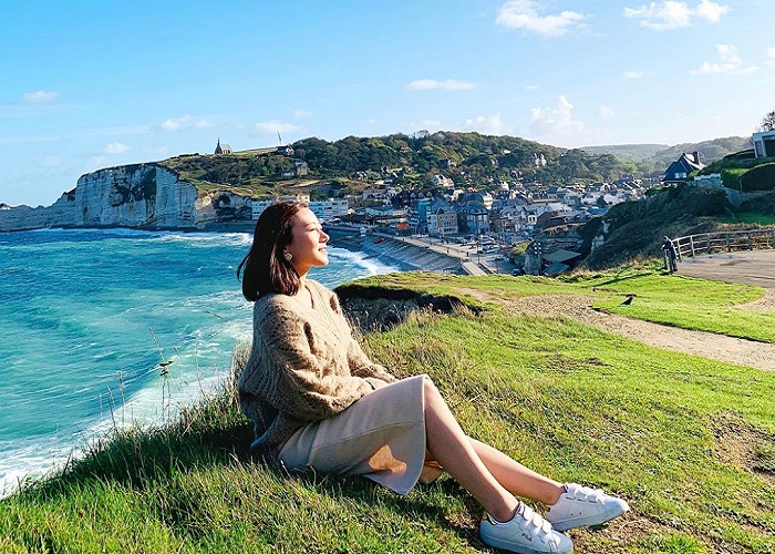 Bãi biển Etretat – một tuyệt tác thiên nhiên ban tặng cho Pháp