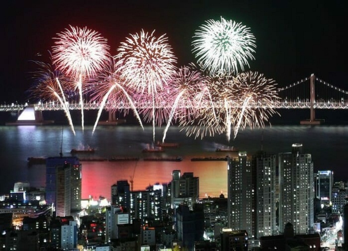 Tìm hiểu về lễ hội bắn pháo hoa Busan 2019