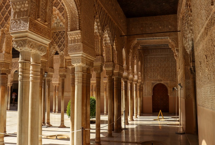 Cung điện Sư Tử - Kiến trúc Moorish ở Granada