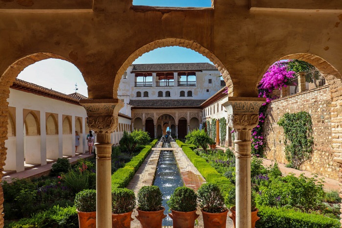 Kiến trúc Moorish ở Granada