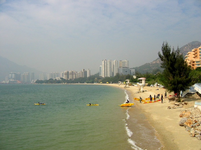 Bãi biển Golden Beach - một trong những bãi biển đẹp ở Hong Kong