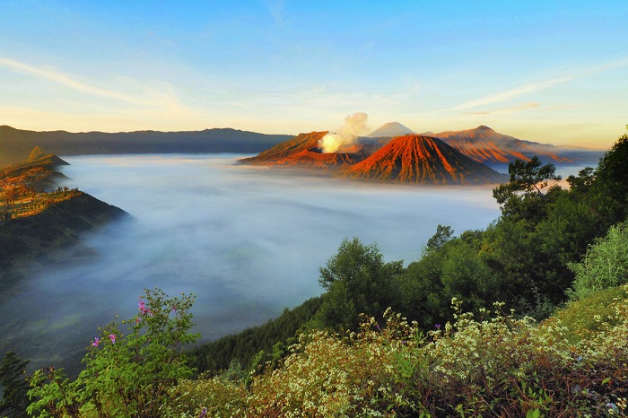 Núi Semeru - một trong những ngọn núi lửa đẹp nhất ở Indonesia