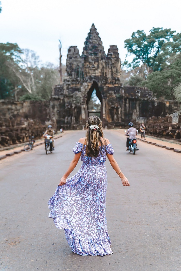 Lối vào quần thể di tích Angkor Wat - Sự bí ẩn của đền Ta Prohm Campuchia