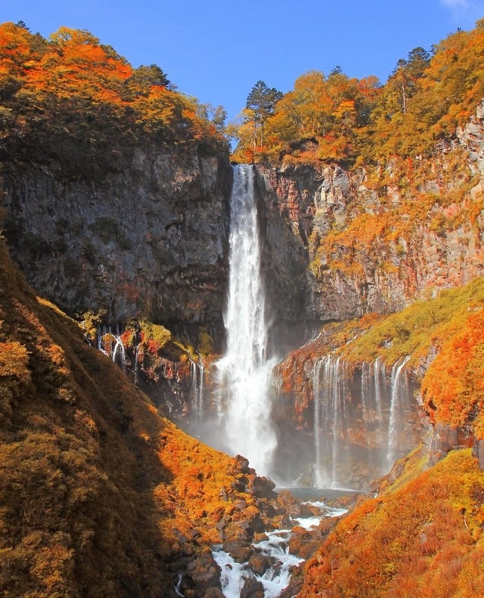 cung đường 48 khúc cua ở Nhật - ngắm thác Kegon