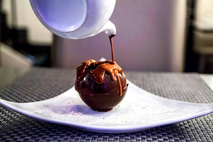 Một món ăn từ sô cô la ở Paris - Top list những điểm đến ẩm thực hàng đầu thế giới