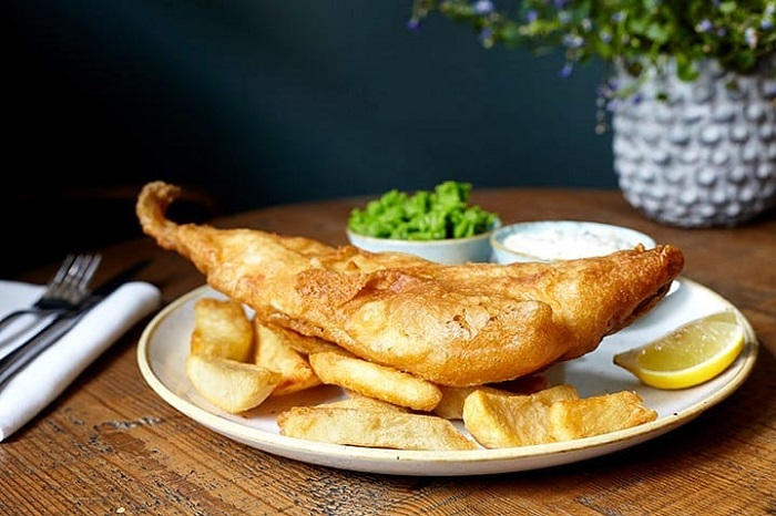 Cá và khoai tây chiên ở London - Top list những điểm đến ẩm thực hàng đầu thế giới