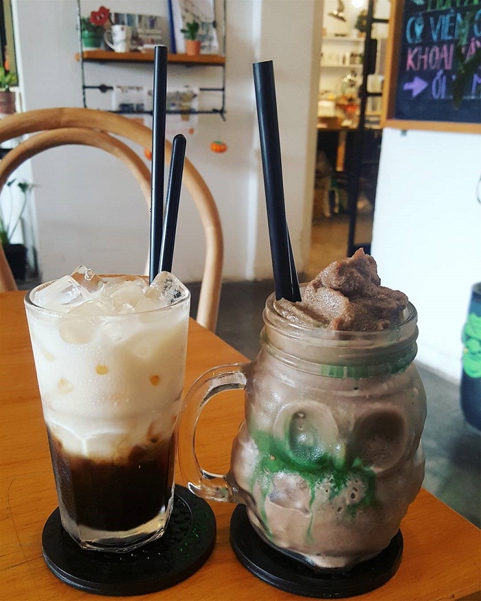 Nhắc đến các quán cà phê trang trí Halloween ở Sài Gòn thì đừng quên Sài Gòn Ơi 