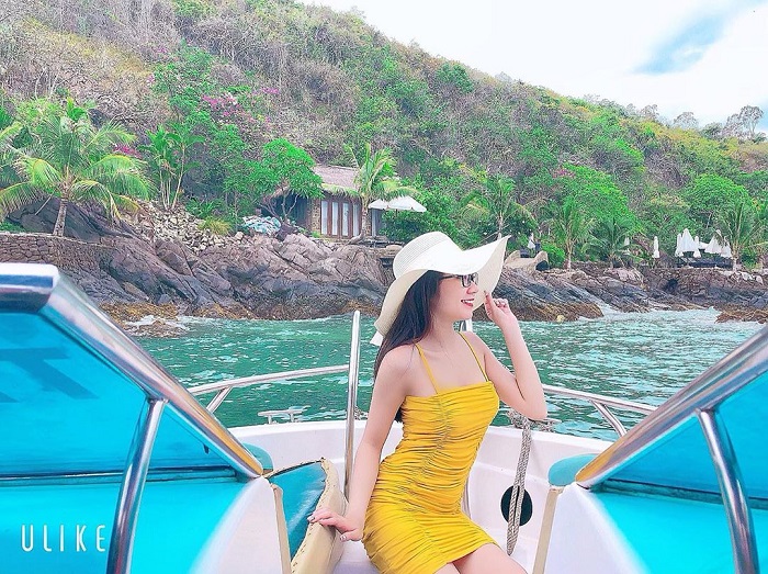 Hon Tam Nha Trang is enchanting beautiful 