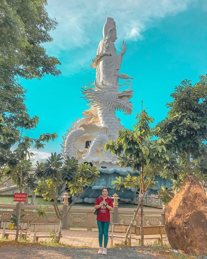 tượng Phật bà Quan Âm - công trình nổi bật tại chùa Gò Kén