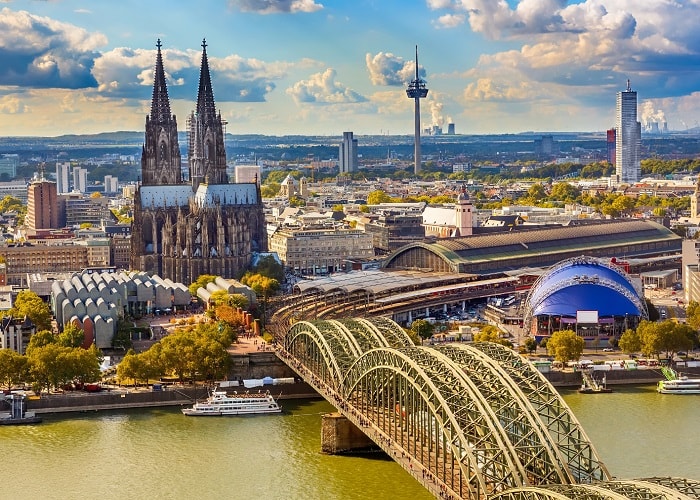 Giắt túi' kinh nghiệm du lịch Cologne: Thời điểm, đi lại, ăn chơi, mua sắm