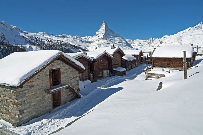 Làng Findeln Thụy Sĩ trần ngập trong tuyết trắng