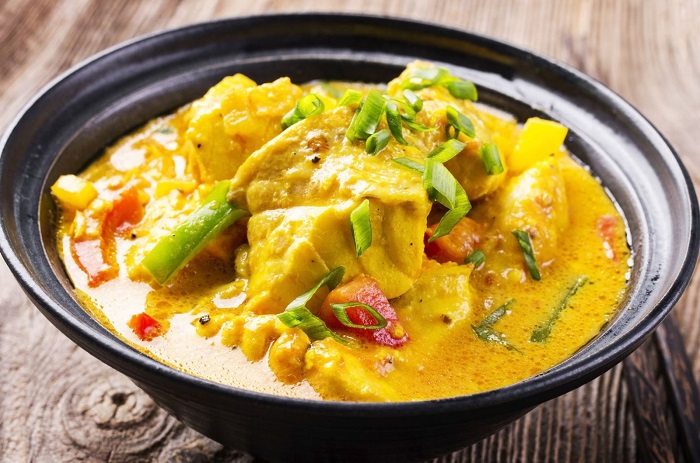 Các món ăn đặc sản Ấn Độ - Cà ri đầu cá