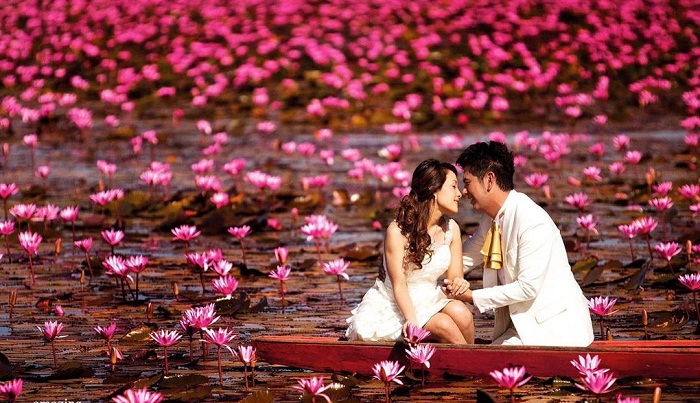 đám cưới tại hồ Sen Đỏ Thái Lan