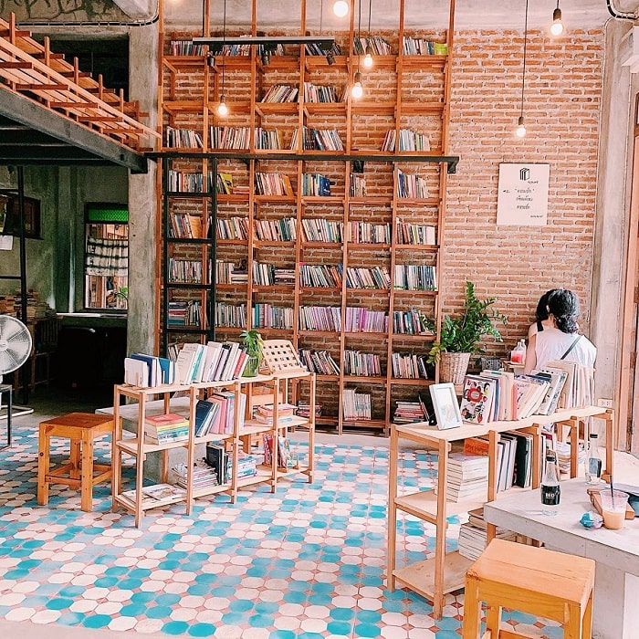 nhà sách - công trình ấn tượng tại ngôi làng Baan Kang Wat