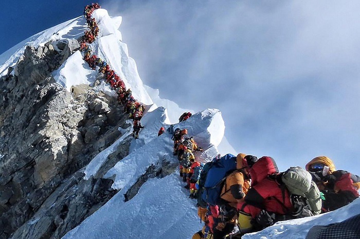 Núi Everest - Địa điểm du lịch nổi tiếng ở Nepal 