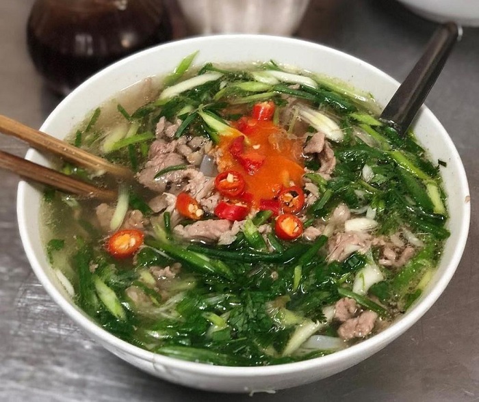 Pho - Hanoi's famous specialties