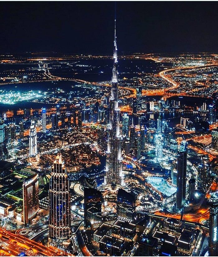 Check-in tòa tháp trải nghiệm giá rẻ ở Dubai
