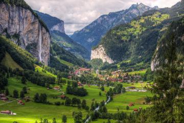 Lauterbrunnen - vùng đất đẹp như tranh vẽ ở Thụy Sĩ