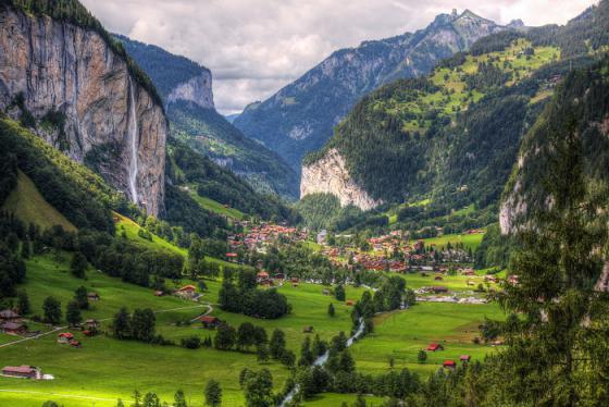 Lauterbrunnen - vùng đất đẹp như tranh vẽ ở Thụy Sĩ
