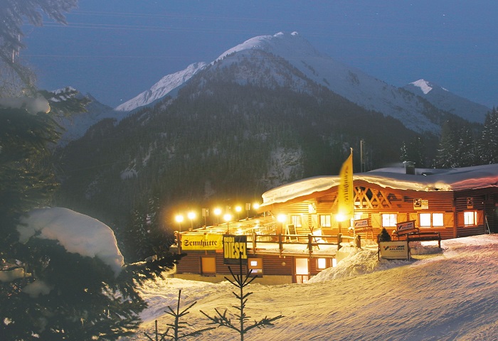 Nhà hàng thảo mộc truyền thống Senn Hütte - Du lịch St Anton am Arlberg