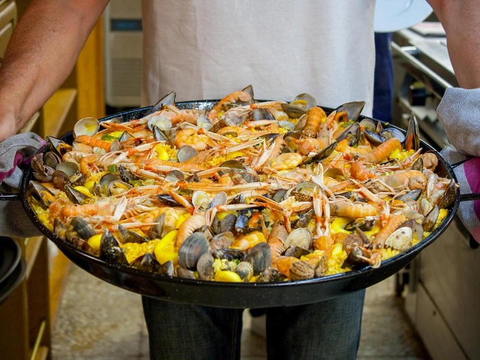 Món Paella của Tây Ban Nha 