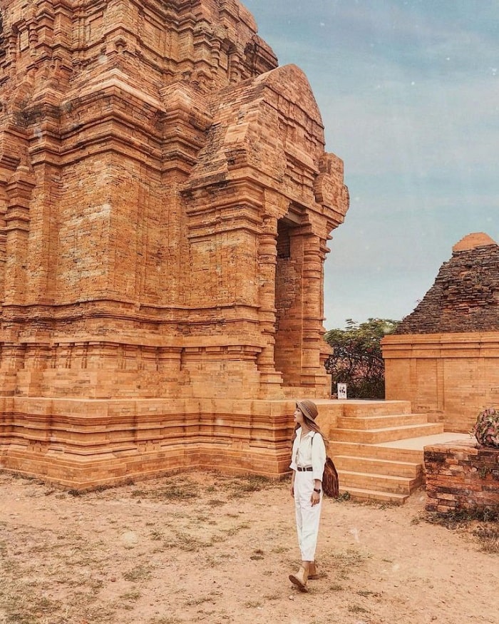 Tháp Chàm Poshanư - tọa độ check in đẹp ở Mũi Né cổ kính