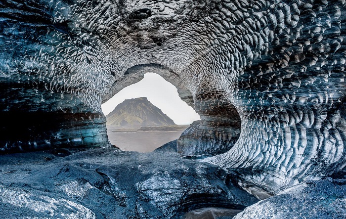 Một hang động băng tuyệt đẹp ở Iceland - kinh nghiệm du lịch Iceland
