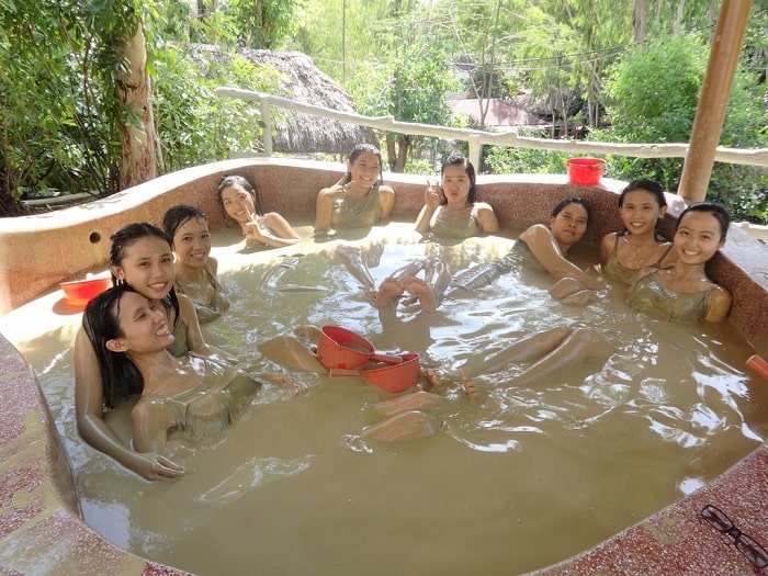 About Nha Trang mud bath 