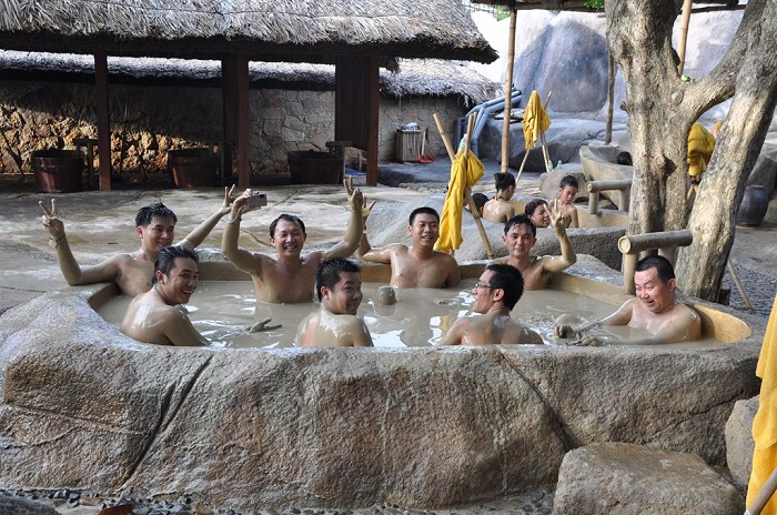 The most popular Nha Trang mud baths - I - resort