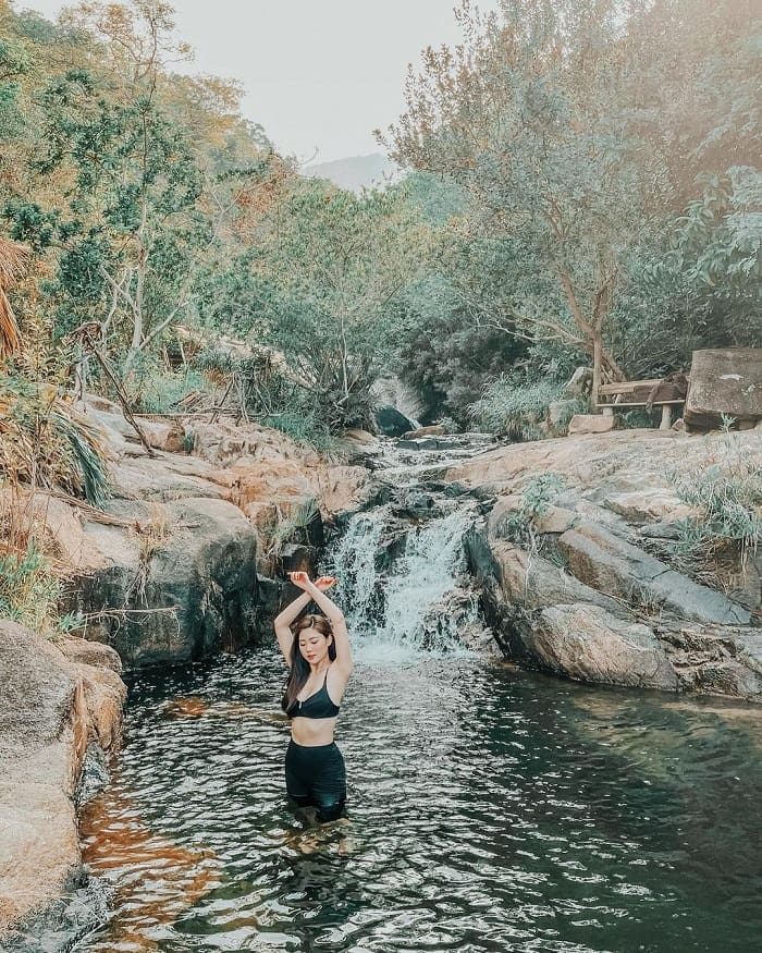 Tắm suối ở An Lâm Retreats Ninh Vân Bay Nha Trang
